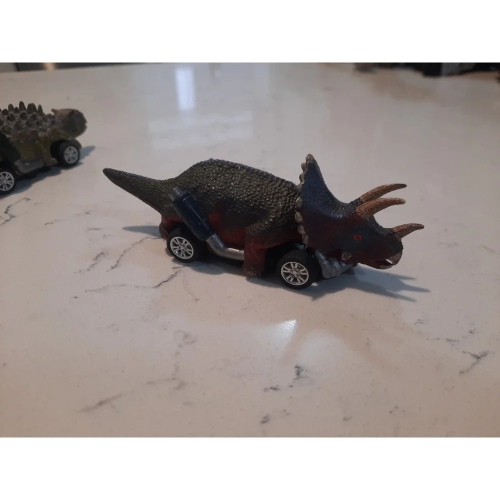 4 Dinobros Dinosaur Go-Kart Pull‎ Back Plastic Toy Car Rubber Tires